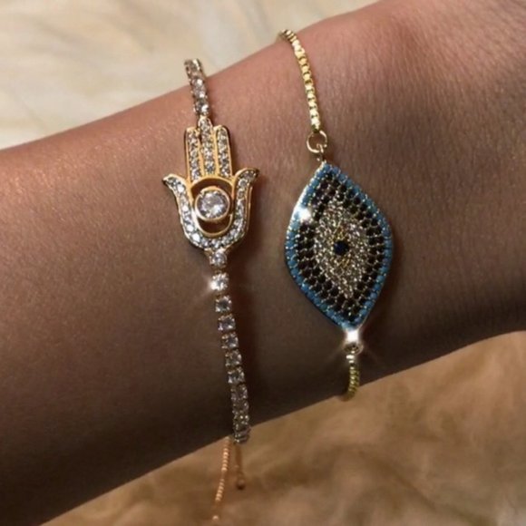 Jewelry - NEW! Evil Eye Bracelet